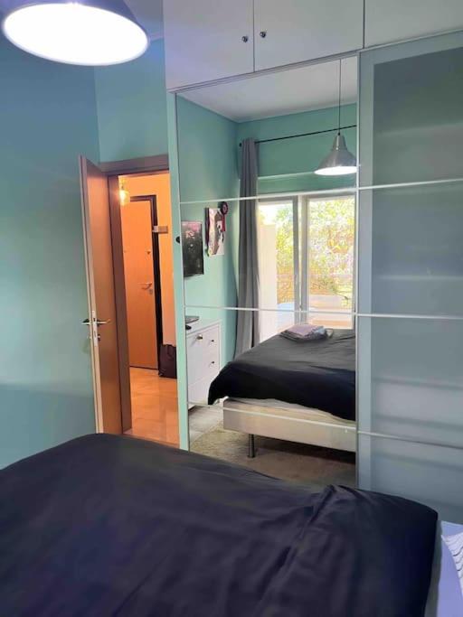Lux Beach Apartment Vári Екстериор снимка