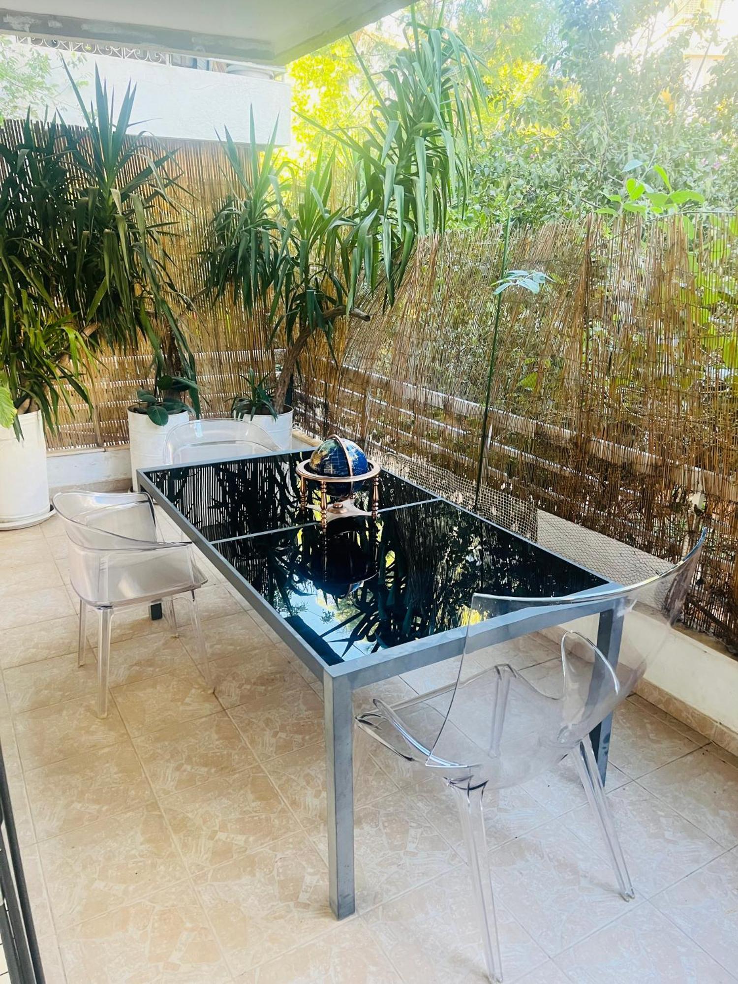 Lux Beach Apartment Vári Екстериор снимка